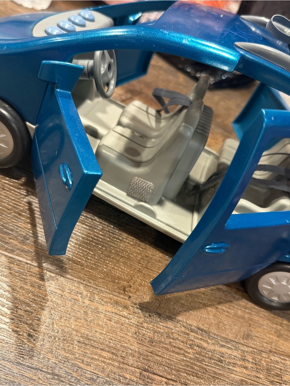 Fisher price loving family van and parents